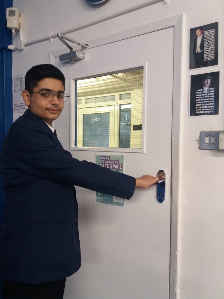 How easy is it to spread coronavirus? Futures Institute students reveal